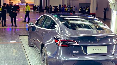 what percentage of tesla cars are made in china